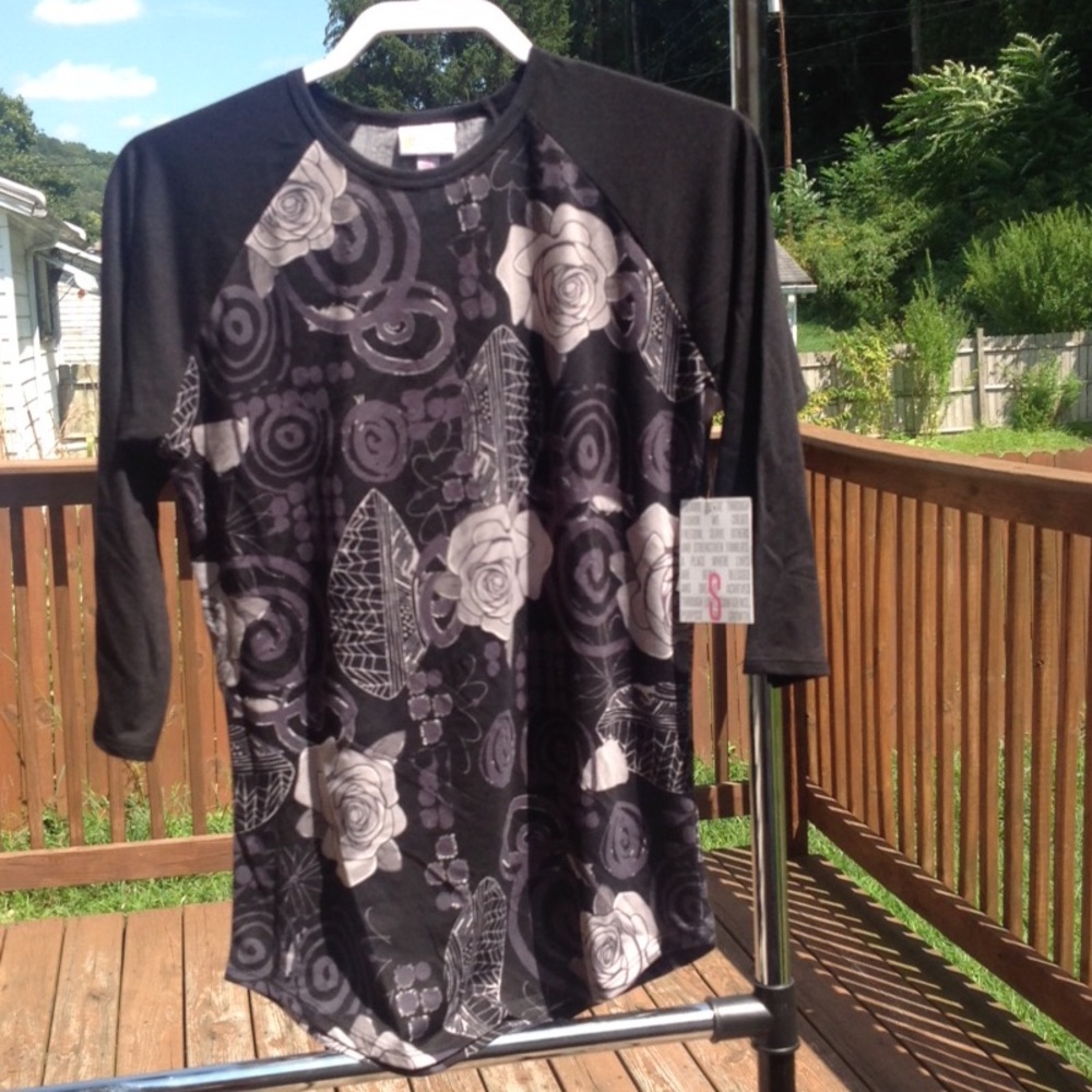 Lularoe Randy Shirt